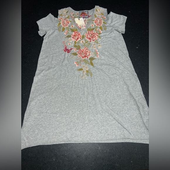 NEW JOHNNY WAS GREY EMBROIDERED FLORAL CECILE COLD SHOULDER TUNIC SZ SMALL - Picture 3 of 10
